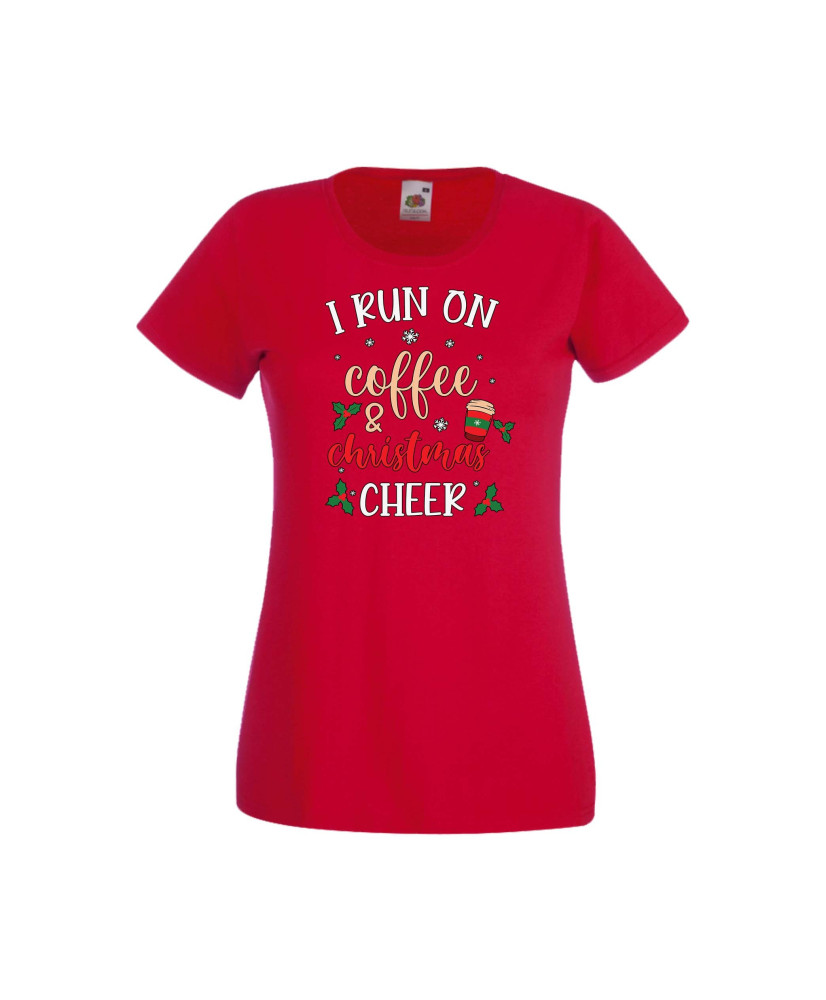 Дамска тениска Коледа I Run On Coffee and Christmas Cheer Дамска тениска Коледа I Run On Coffee and Christmas Cheer