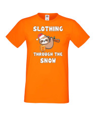 Мъжка коледна тениска Slothing Through The Snow