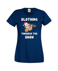 Дамска коледна тениска Slothing Through The Snow