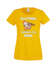 Дамска коледна тениска Slothing Through The Snow