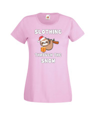 Дамска коледна тениска Slothing Through The Snow